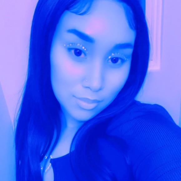 Meet your Posher, Rianna - Picture 1 of 1